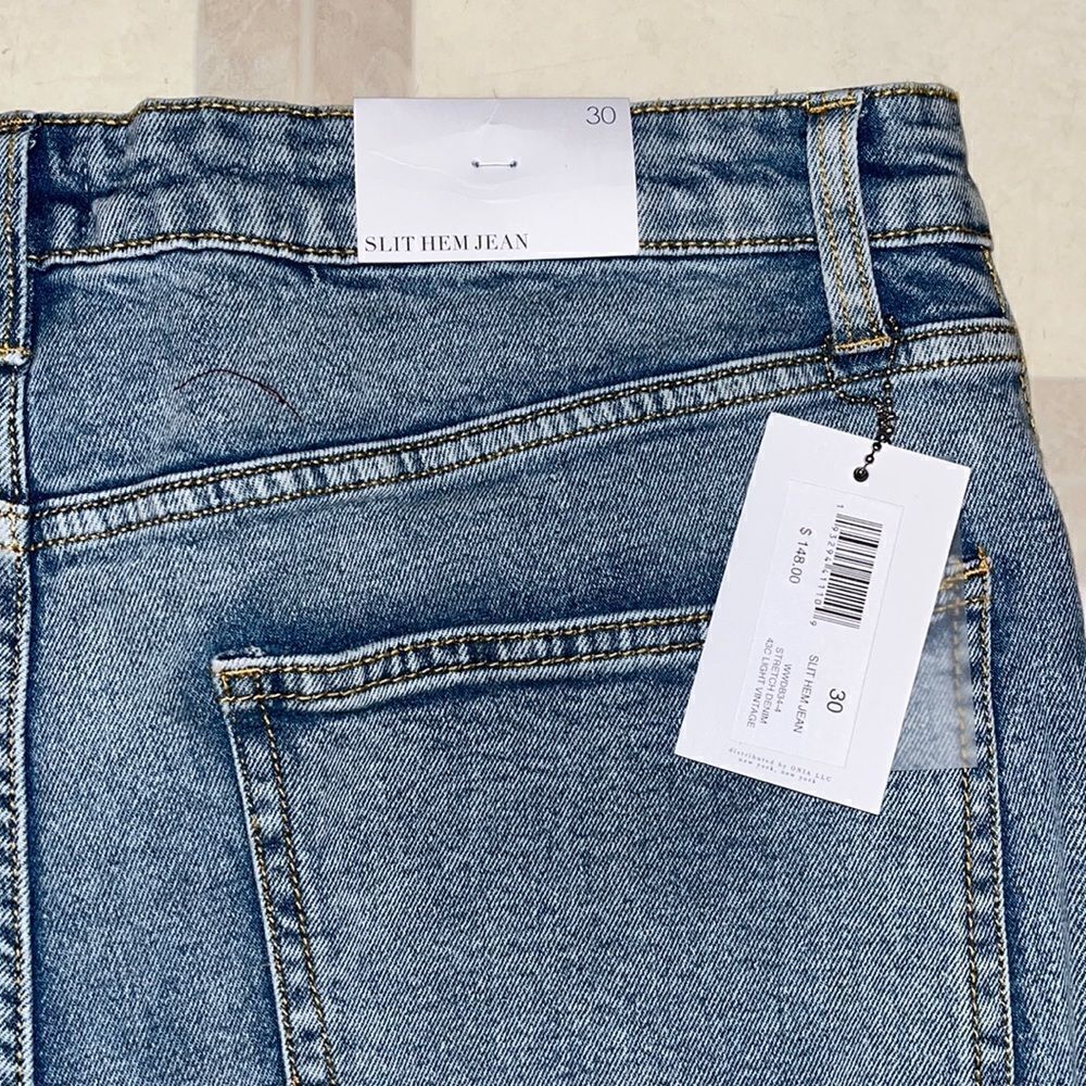 NEW WITH TAG WOMEN’S SIZE 30 STRETCH WEWOREWHAT SLIT HEM JEAN IN LIGHT VINTAGE - Picture 9 of 10